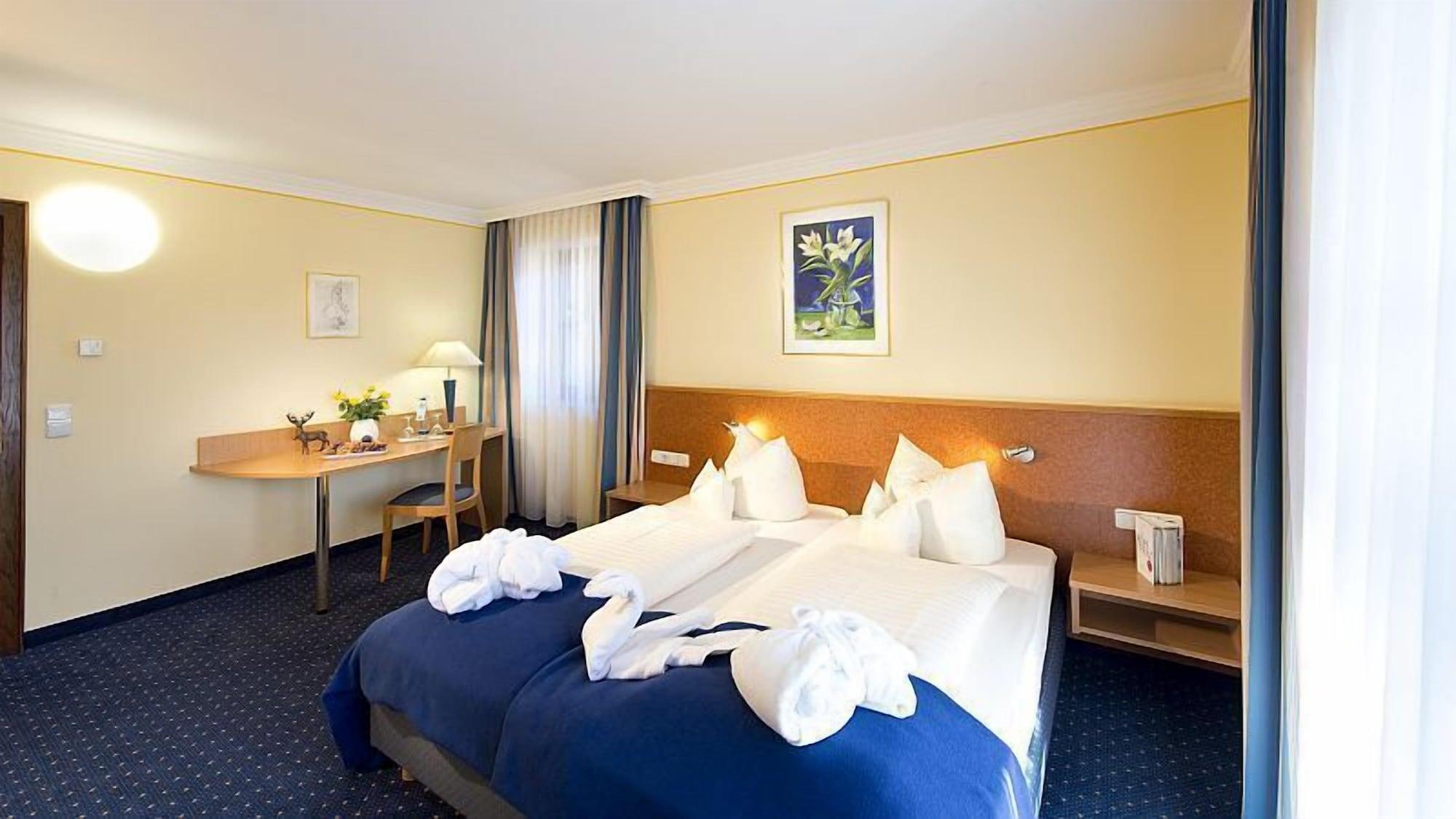 Schmelmer Hof Hotel & Resort Bad Aibling Exterior photo